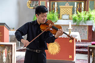 Participants concert in the church St. Martin: Taihei Wada, viola